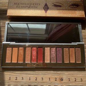 BEJEWELED EYES TO HYPNOTISE